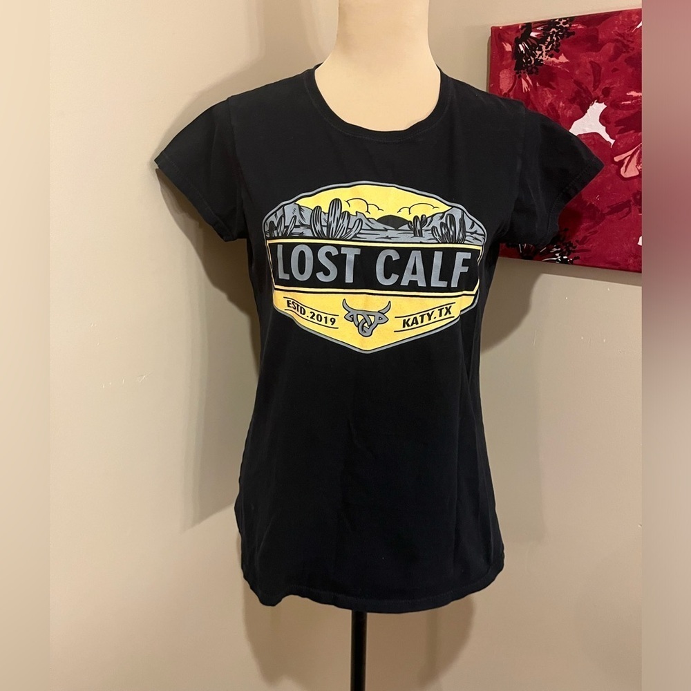 Flow Graphic Black Tee with Lost Calf Design, size L